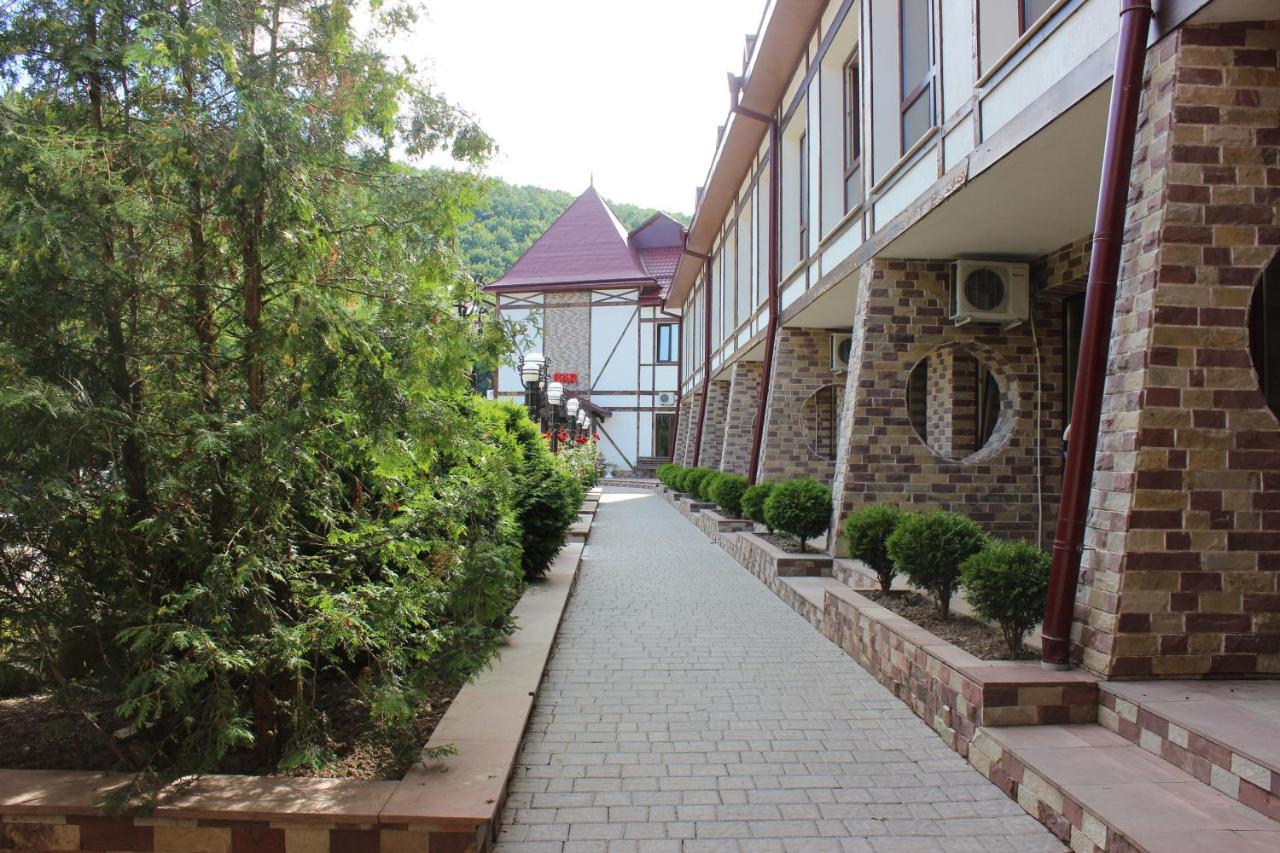 Mishyn-City Hotel Dobrovlyany Zewnętrze zdjęcie