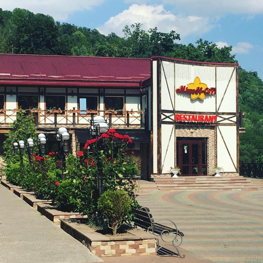 Mishyn-City Hotel Dobrovlyany Zewnętrze zdjęcie
