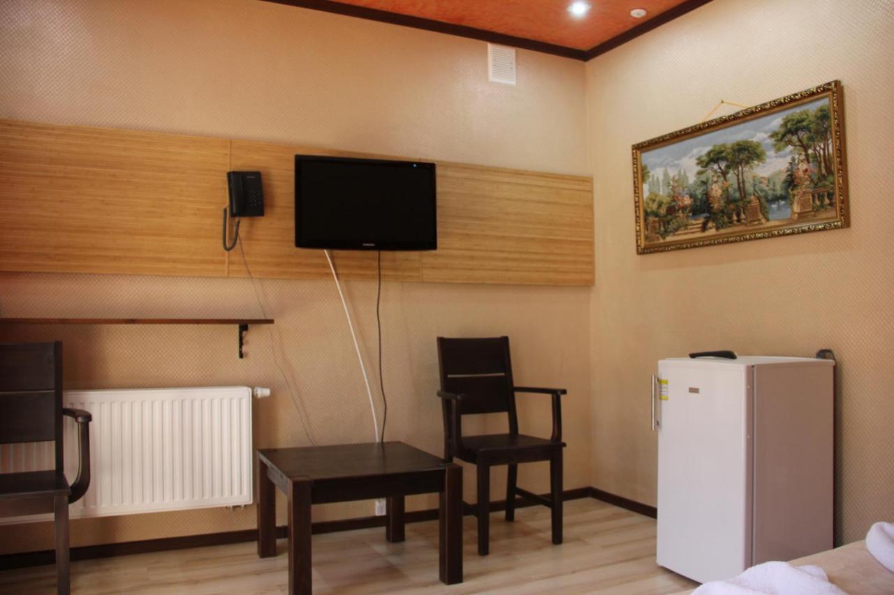 Mishyn-City Hotel Dobrovlyany Zewnętrze zdjęcie
